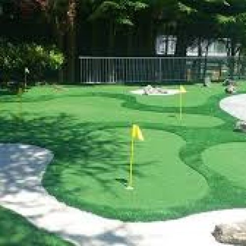 Mini-Golf.jpeg